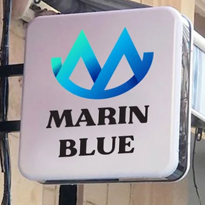 square-lightbox-sign