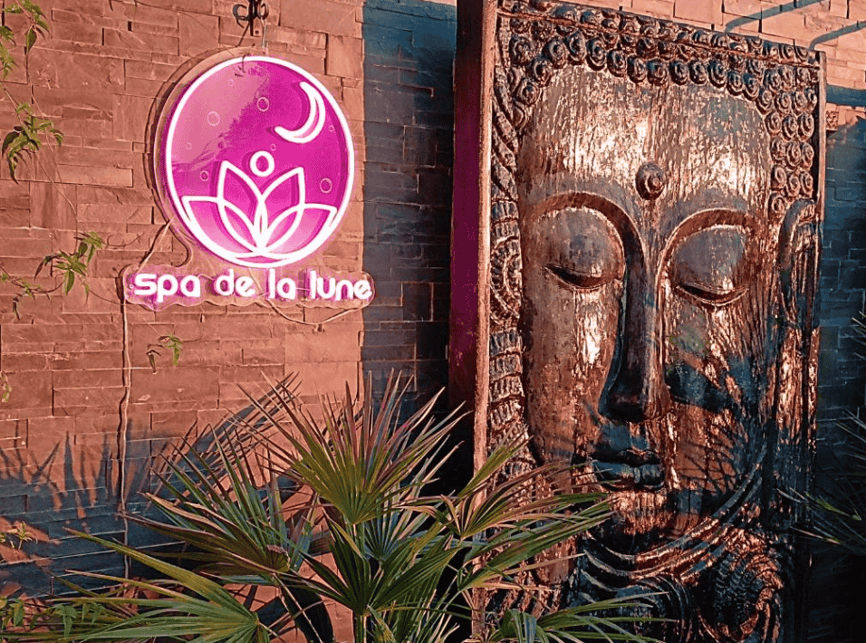 How Far Can a Neon Sign Be Seen